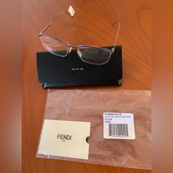 FENDI - Picture 3 of 16